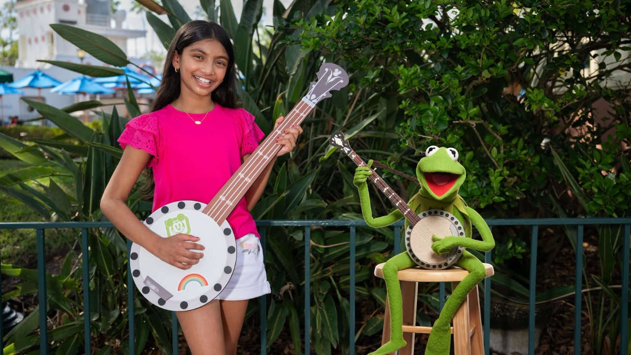 Walt Disney World Annual Passholder Kermit Magic Shot